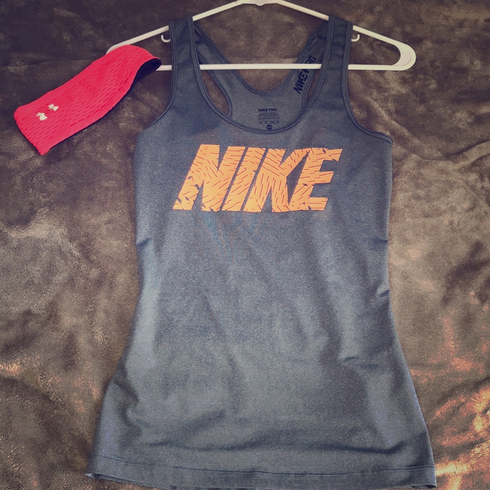 Athletic tank top